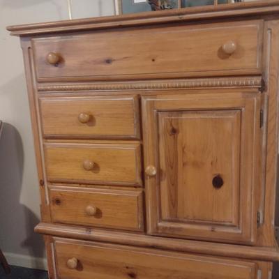 Pine Wood Wardrobe Dresser