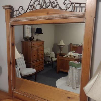 Pine Wood Stretch Dresser with Mirror (Lamps Excluded)