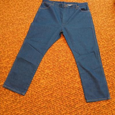 Brand new with tags pair of Wrangler Cowboy Cut 13MWZ Original Fit Jeans