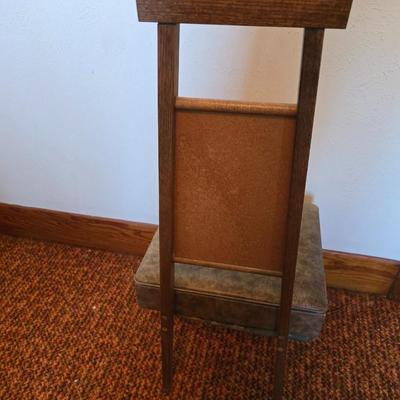 Mid-Century Modern Sculpted Walnut Butler Suit Valet Bench Seat with a set of American Tourister Escort hard shell suitcases