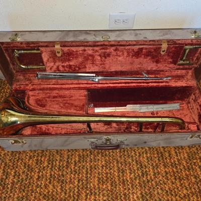 Vintage Martin Imperial trombone, manufactured in Elkhart, Indiana, USA. manufactured in 1960 with Olds 10 mouthpiece with music stand