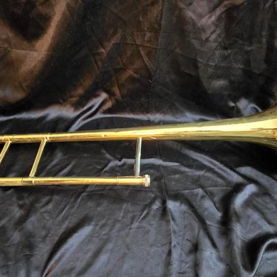 Vintage Martin Imperial trombone, manufactured in Elkhart, Indiana, USA. manufactured in 1960 with Olds 10 mouthpiece with music stand