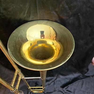 Vintage Martin Imperial trombone, manufactured in Elkhart, Indiana, USA. manufactured in 1960 with Olds 10 mouthpiece with music stand