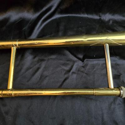 Vintage Martin Imperial trombone, manufactured in Elkhart, Indiana, USA. manufactured in 1960 with Olds 10 mouthpiece with music stand