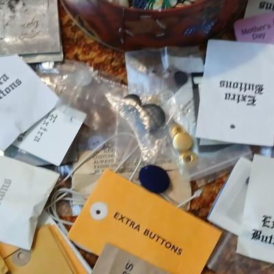 Vintage & newer Button collection in tin can - Needles- some and more