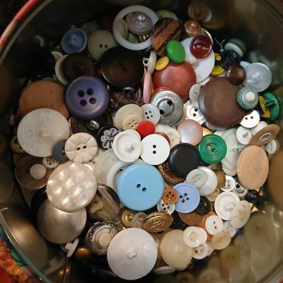 Vintage & newer Button collection in tin can - Needles- some and more