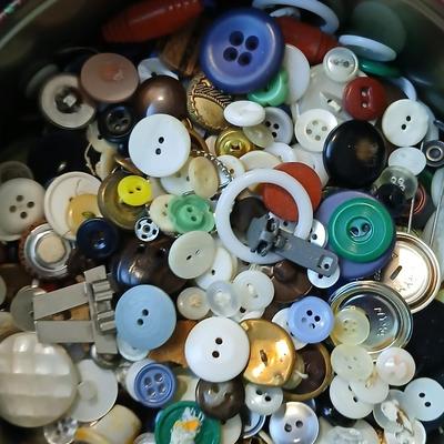 Vintage & newer Button collection in tin can - Needles- some and more
