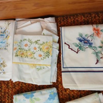 Sheets - Pillowcases Queen and twin long