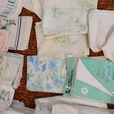 Sheets - Pillowcases Queen and twin long