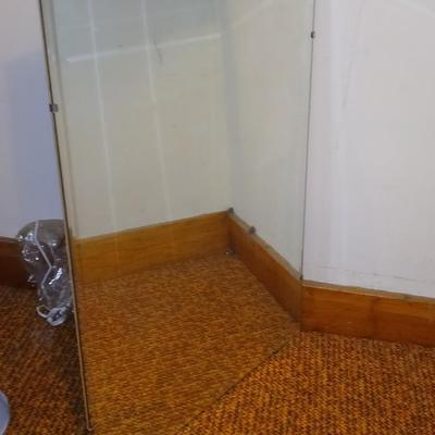 Beveled glass wall mount mirror