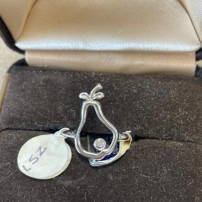 Vintage pear shaped ring with tag