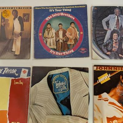 Sale Photo Thumbnail #168: Fantastic mixed-artist soul and R&B vinyl lot featuring six iconic performers from the golden era of ‘60s–‘80s rhythm & blues. Includes early funk classics and essential soul-blues albums. Jackets show normal age wear unless noted; vinyl condition v