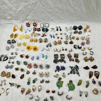 Sale Photo Thumbnail #266: Fashion jewelry, 87 pairs , stones, enamel, crystal huge variety, most with backs.