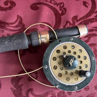 South Bend Black Beauty 8' fly rod W/ Pflueger Reel