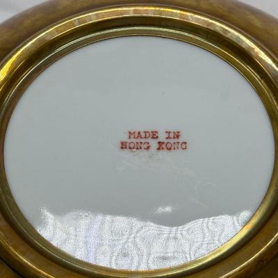 Beautiful Plate From Hong Kong -local pickup and shipping available