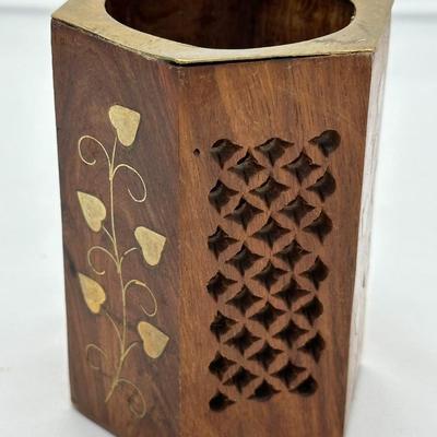 Chinese vintage wood brush pot