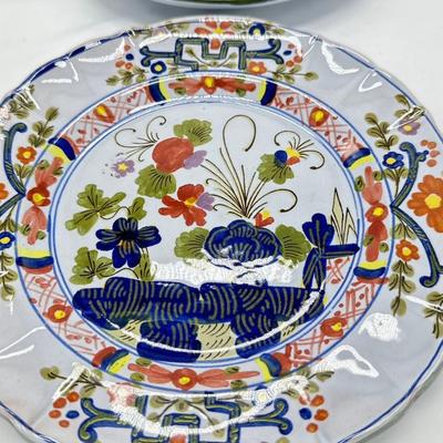 Pair of MORELLI FAENZA Handmade plates 8"-local pickup and shipping available