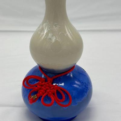 Chinese Vintage Porcelain Double Gourd Vase-local pickup and shipping available