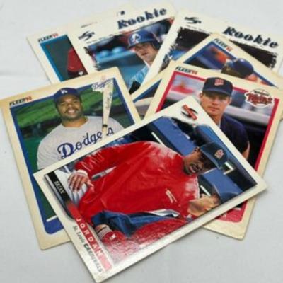 Baseball Cards Lot