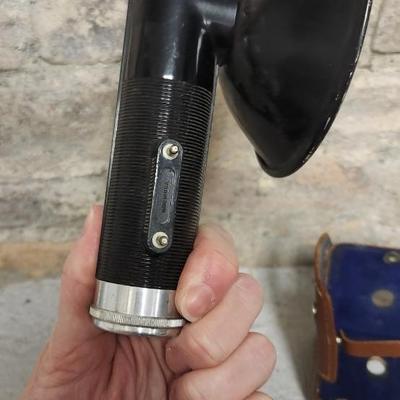 Sale Photo Thumbnail #32: Argus Argoflex seventy five with flas attachment and leather case. Fit a medium one rate box