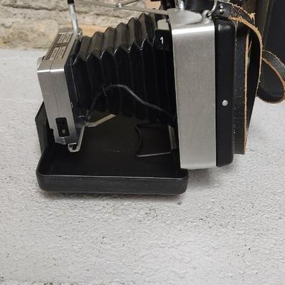 Sale Photo Thumbnail #100: Polaroid 250 in case. Fits large flat rate box