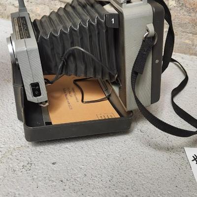 Sale Photo Thumbnail #114: Polaroid 440. Fits medium flat rate box