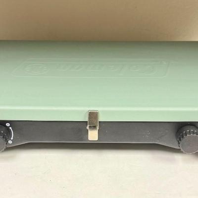 Sale Photo Thumbnail #364: All-metal classic 2-burner design, with igniter. Uses propane. Near-new condition with original box.