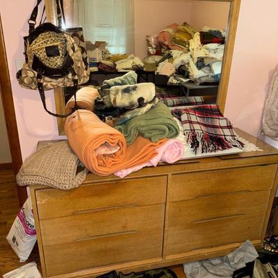 Sale Photo Thumbnail #210: Pickup: Monday, November 17th from 10:00AM–2:00PM
• Location: Sent to winning bidders after auction close
• All Sales Final — no refunds, no returns
• Must take every item in your lot — no leaving items behind
• Bring labor, tools, and prope