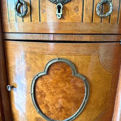 Sale Photo Thumbnail #58: Pair of Antique Marble Top Ormolu French Louis XV Nightstands or Accent Tables  23.5" x 16" x 34"
“Antique condition with some marks and dings in the wood. One area on the front looks like maybe it was repaired.