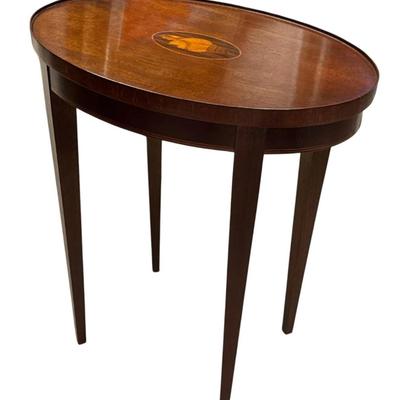 Sale Photo Thumbnail #131: Vintage Baker Furniture Mahogany Wood Federal Style Shell Inlay Side, Occasional or Drink Table
Approximate Size: 18" x 12"x 20"
“In great condition with some marks on the top consistent with age/use.”