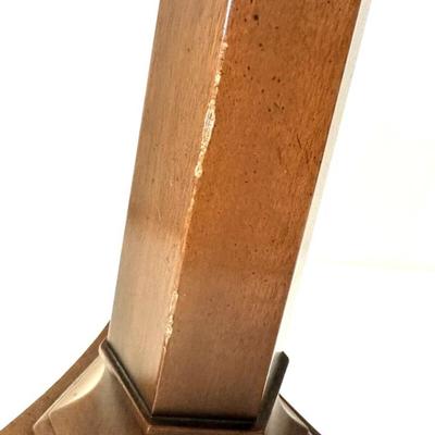 Sale Photo Thumbnail #139: Vintage Kittinger Furniture Buffalo Round Wood Pedestal Table Pattern T252 with Gold Ball Feet.
In good condition with some minor marks consistent with use. Top has a little bit of a rough grain in areas. Please see photos.
Approximately 14"x14"x17"