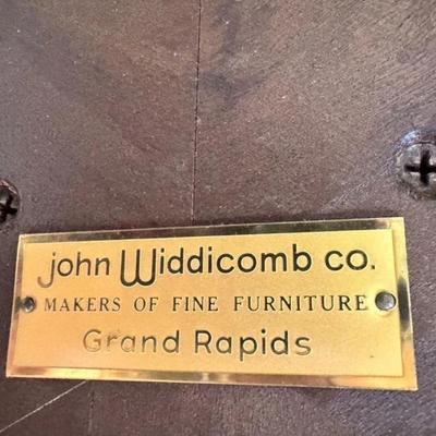 Sale Photo Thumbnail #161: Vintage John Widdicomb Neoclassical Round Pedestal Accent Table with Ebonized/Black Accents
Approximate Size: 26" x 26" x 26"
“In great condition. Very very minor surface scratches.”