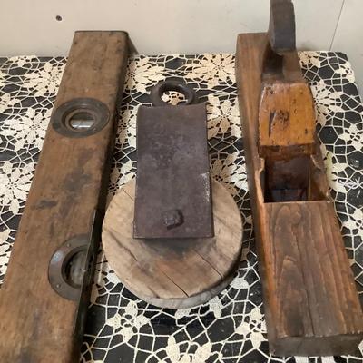 Sale Photo Thumbnail #139: You get wood pulley, wood plain, and wood level