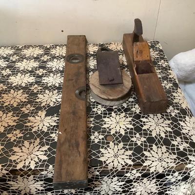 Sale Photo Thumbnail #138: You get wood pulley, wood plain, and wood level