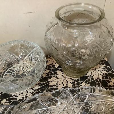 Sale Photo Thumbnail #278: Clear crystal bowl, lead glass tray, flower glass vase, oval cut glass tray.