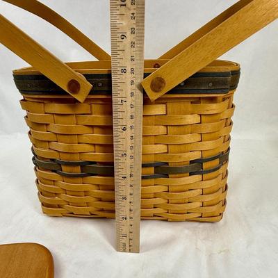 Sale Photo Thumbnail #418: In good used condition with inside plastic lining.