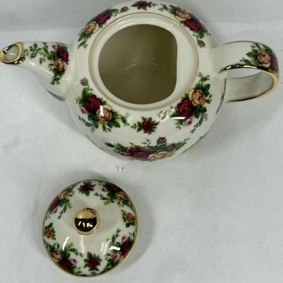 Sale Photo Thumbnail #435: In very good condition.