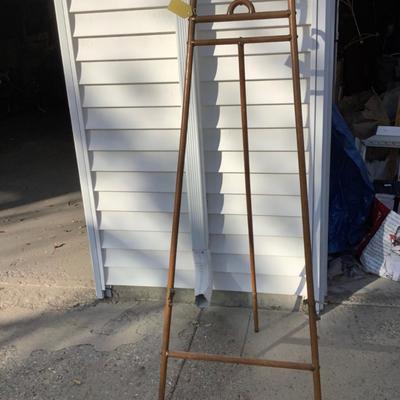 Sale Photo Thumbnail #149: This is a very nice Bamboo easel.