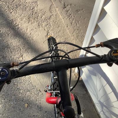 Sale Photo Thumbnail #482: This is a very expensive Fuji foldable dirt bike.  Very expensive in great condition very nice piece.