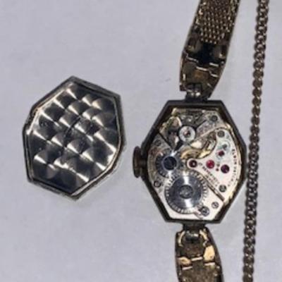 Woman's Elgin 2 Dimond Watch