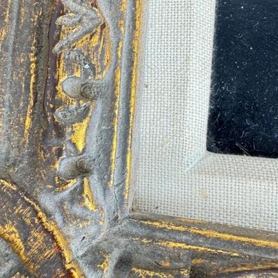 Sale Photo Thumbnail #244: L Gonjean Signed Strawberry Cherry Fruit Bowl Still Life Oil Painting. Black background and bright red fruit.

Approximate Size 17" x 14.5" Frame ( 7" x 9" Artwork )