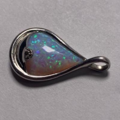 925 Silver Opal w/Dimond Charm