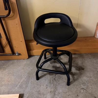 Black Metal with Vinyl Seating Swivel Work Stool