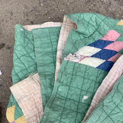 Sale Photo Thumbnail #46: You get unfinished quilt, two blankets need cleaning.