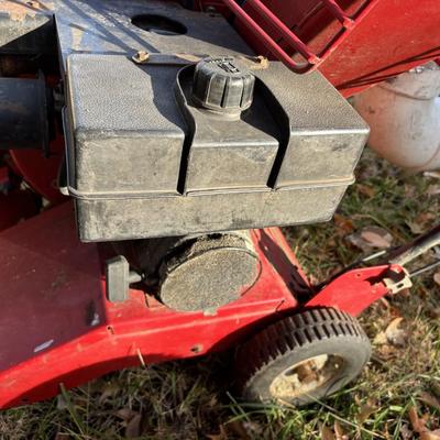 Troy Bilt Chipper/Vac