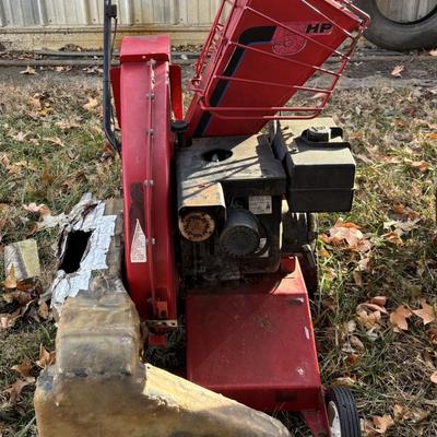 Troy Bilt Chipper/Vac