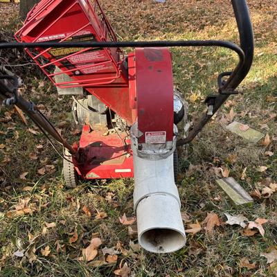 Troy Bilt Chipper/Vac