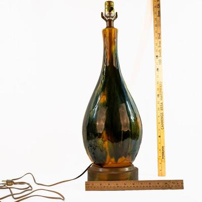Sale Photo Thumbnail #27: Mid-Century Modern, often associated with the "Etruscan" style. Features a drip or "lava" glaze in shades of green, yellow, and brown. Tested, works as expected, designed for use with a 3-way bulb.