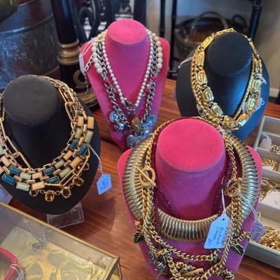 Sale Photo Thumbnail #37