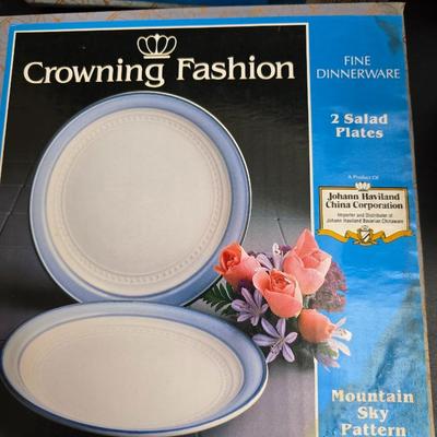 Johann Haviland Crowning Fashion Mountain Sky Brand New Dinnerware set for 4 still in original boxes! (2 of 2)
